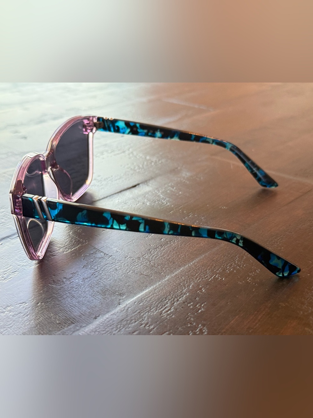 💜Like New! Blender’s Polarized Sunglasses! Comes with soft travel pouch! - Picture 4 of 6